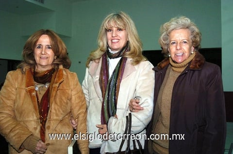 09122009 Rosa Madero, Magda Luna y Rosa Gámez.