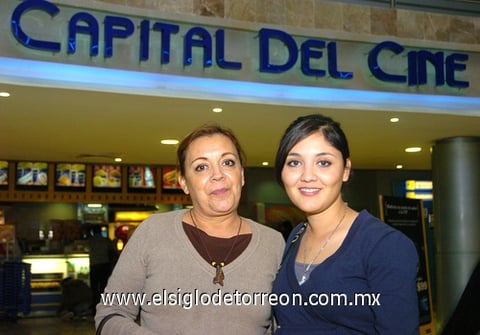 10122009 Rosario Méndez y Silvia Sáenz.