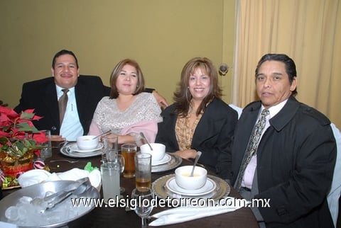 10122009 José María Sánchez Castellanos y Patricia Barraza de Sánchez.