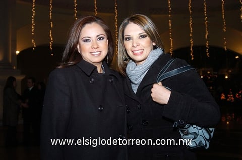 09122009 Ileana Galaviz y Janeth Candela.