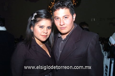11122009 Berenice Vega y Samuel Zamora.