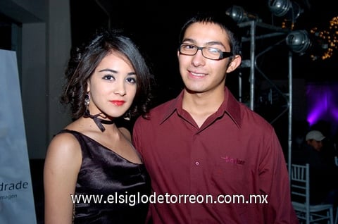 13122009 Lorena Amador y Édgar Sáenz.