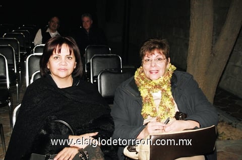 13122009 Perla Cedillo y Margarita Garnier.