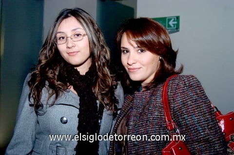 13122009 Rocío y Luisa González.