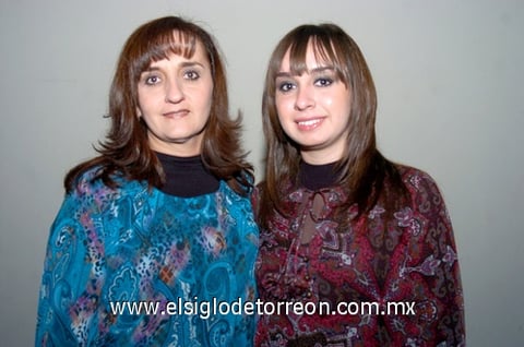 13122009 Cecilia de Herrera y Cecy Herrera.