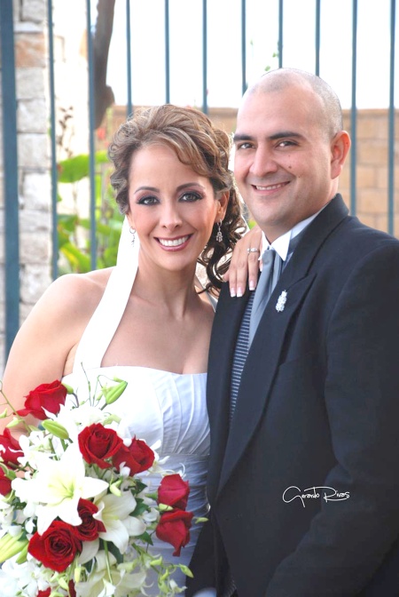 Lic. Ana María Chibli Macías y Lic. Víctor Hugo Morales Juárez unieron sus vidas en sagrado matrimonio, en la iglesia de La Sagrada Familia, el siete de noviembre de 2009, en punto de las 20:00 horas. 

Gerardo Rivas Fotografía