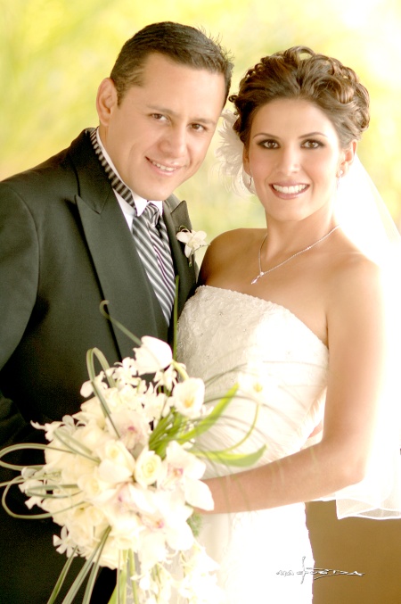 Srita. Cristina de la Torre Trujillo y Óscar Rodríguez Rentería unieron sus vidas en matrimonio.

Maqueda Fotografía