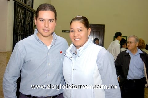 18122009 Gerardo Espino y Claudia Marmolejo. EL SIGLO DE TORREÓN/ÉRICK SOTOMAYOR