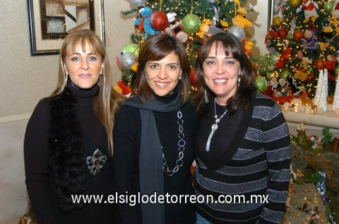 13122009 Mónica Sáenz, Mary Tere Luna y Cristy Fernández.