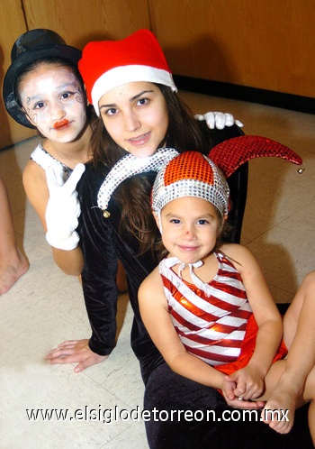 20122009 Diana, Leny y Ana Lucía.