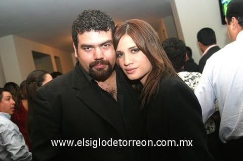 21122009 Efraín López y Michelle Magaña.