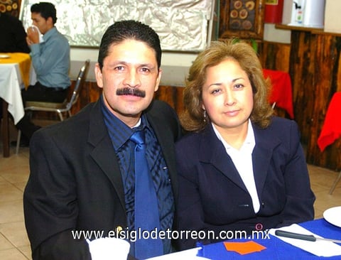 22122009 Luis Valles y Carmen Armendáriz.