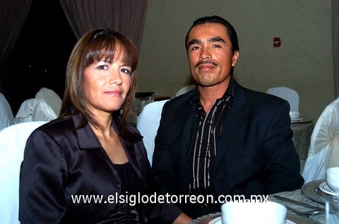 24122009 Ramona y Ernesto Mata.