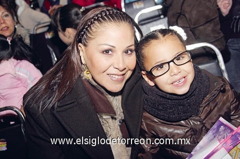 18122009 Bárbara, Valeria y Perla Hueta González. Fernanda y Lizeth Murra.