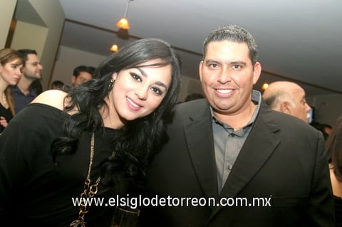 18122009 Salma Ayoup y Javier Bustos.