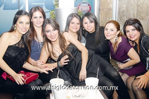 18122009 Olivia de Anda, Mariana Murgía, Ilse Piñera, Melva Jardón, Ana Castillo, Pamela Ruiz y Abril González.