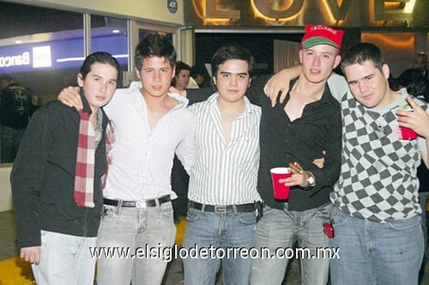 18122009 Entre amigos. Daniel Suárez, Luis de la Torre, Memo Murillo, Félix Cheveric y Ricky Muller.