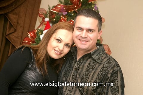 26122009 Festejan. Érika y Chico Samaniego.
