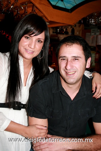 26122009 Ana y Memo Humphrey.