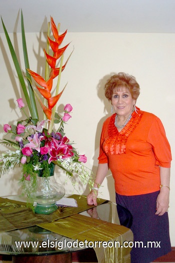 25122009 señora María del Socorro Enríquez, en su fecha de cumpleaños.