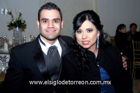 29122009 Pareja. Alejandro de la Torre y Diana Robles.
