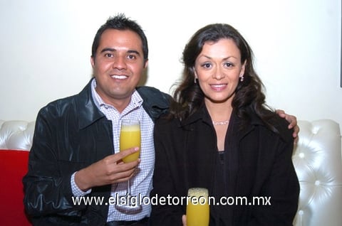 27122009 José Israel Rodríguez y Ana Lorena Pérez Rodríguez.