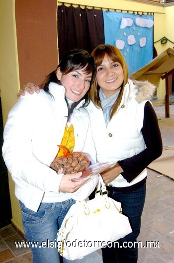 30122009 Judith y Mary Carmen.