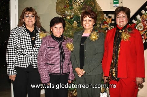 31122009 Mario Vega y Sra., Sr. Meneses y Sra., Hugo Leonel y Sra., Lupita de Alvarado y Gaby de Alavardo. EL SIGLO DE TORREÓN / JAIME DE LARA