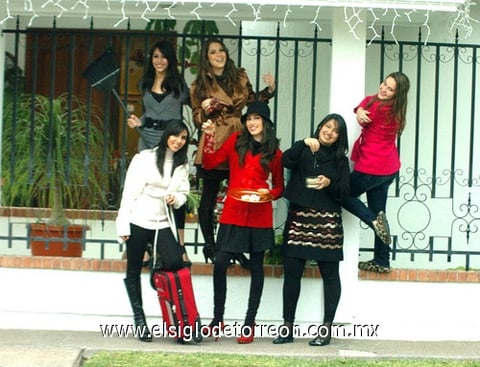 31122009 Natalia Giacomán Batarse, Andrea Alonso Hernández, Fernanda Villarreal Reynaud, Andrea Ramírez Gamboa, Victoria Dávila García y Karla González Galván.