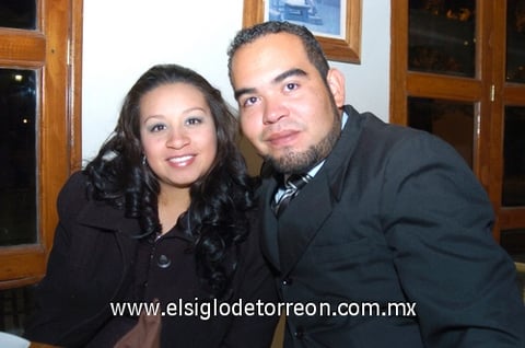 02012010 Yuridia de Soto y Édgar Soto.
