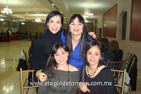 04012010 Ana Luisa de Dávila, Emma de Hernández, Brenda de Marrufo y Yelene de Padilla en el Club San Isidro.