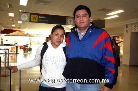 01012010 Distrito Federal. Elena Molina fue recibida por Alexander Cazales.