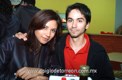 02012010 Cristy de Zezati y Lourdes de Macías.