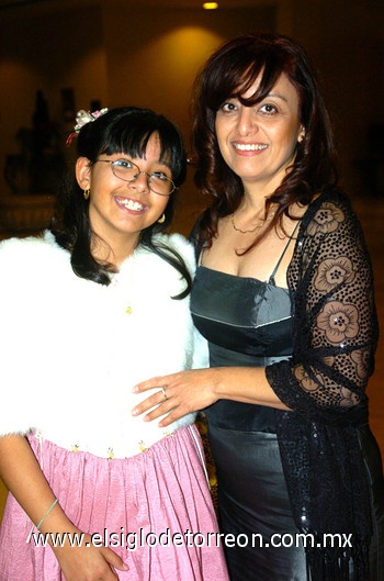 03012010 Frida y Laura de León