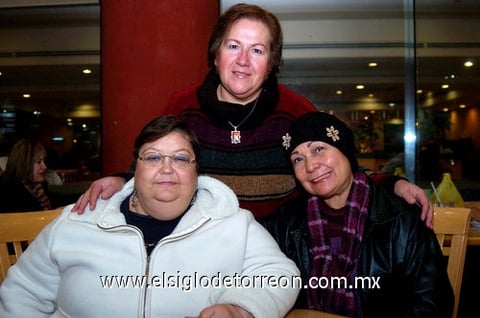 03012010 Rosy de Cuan, Martha de Enderi y Pilar de Medrano.