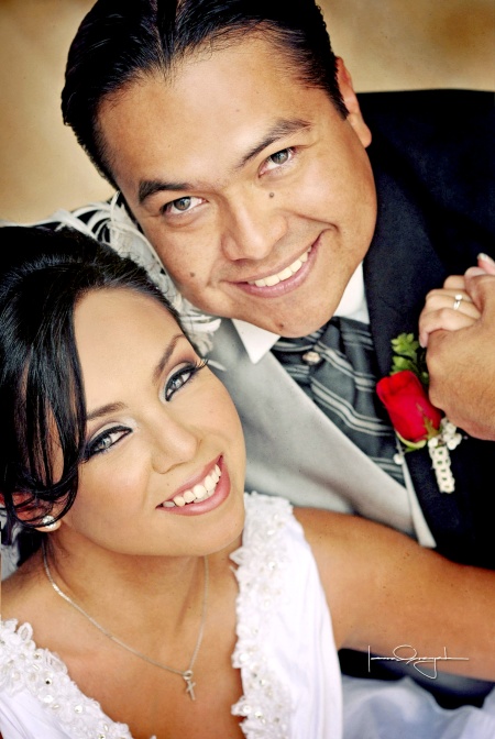 Srita. Diana Alejandra Aguilar Fierro y Sr. Juan Antonio García Sánchez unieron sus vidas en matrimonio, en la iglesia de Nuestra Señora de la Encarnación, el 21 de noviembre de 2009, en punto de las 20:00 horas. 

Estudio Laura Grageda