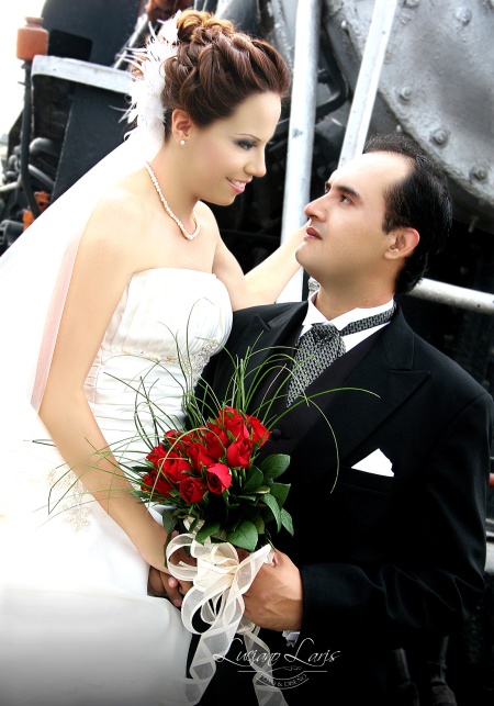 Srita. Érika Susana Ramos Borjón y Sr. Emmanuel Rentería Morillón, el día de su enlace matrimonial.

Luciano Laris Fotografía