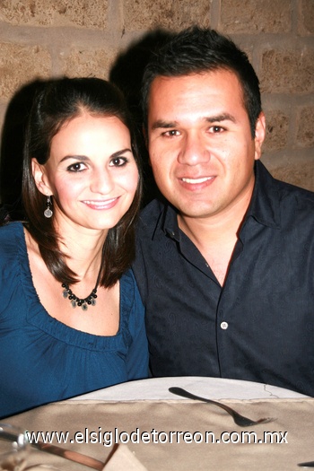 08012010 Carmen y Rodrigo Salazar.