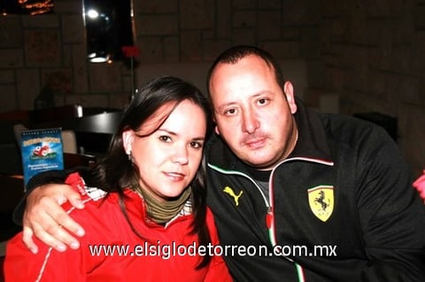 11012010 Efraín López y Michelle Magaña.