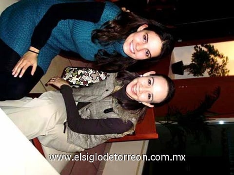 11012010 Linda Lavín de Castro y Lucía Olivares