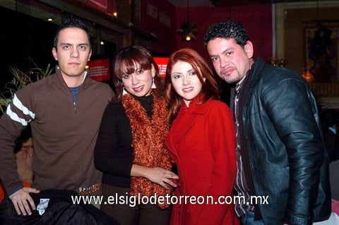 10012010 Raúl, Borris, Gustavo, Julieta, Germán y Pablo.
