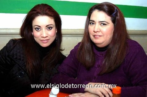 10012010 Isela Pedrueza y Coco Gómez.