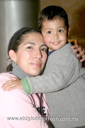 13012010 Liz López y Dieguito López.