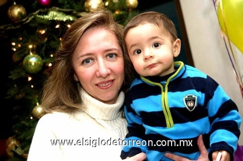 10012010 Gabriela Vargas y Alejandro Aramburu.