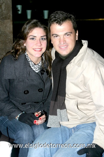 13012010 Edith Cid y Fernando Llama.