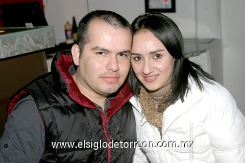 13012010 Jesús Cardona y Geovanna Valle.