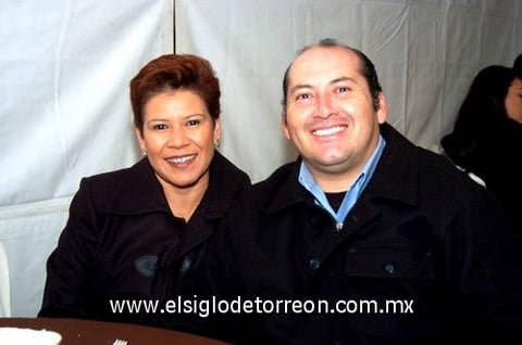 10012010 Rosy Cázares y Rodolfo Hernández.