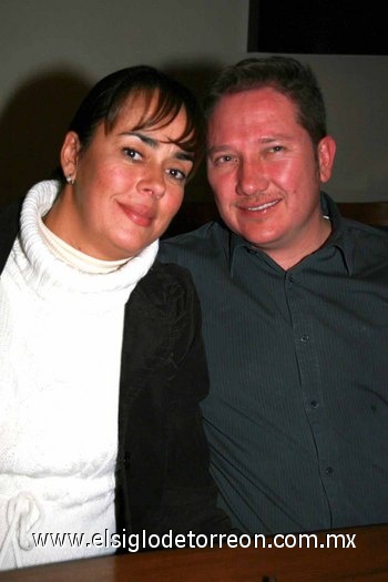 10012010 Mónica y Fernando.