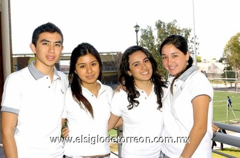 12012010 Mario Milán, Abril Estrada, Karla Rivas y Silvia Núñez.
