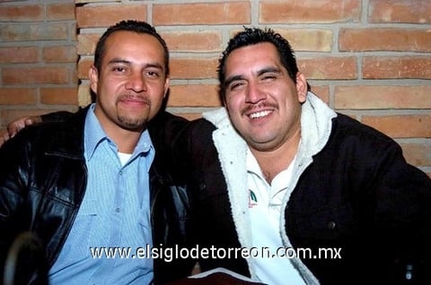 10012010 David Reyes y Luis González.
